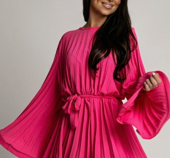 Anne Loose Pleated Short Dress